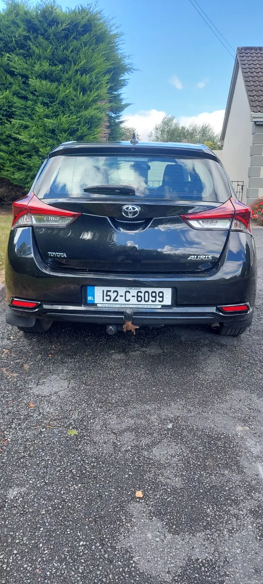 Toyota Auris 2015 - Image 6