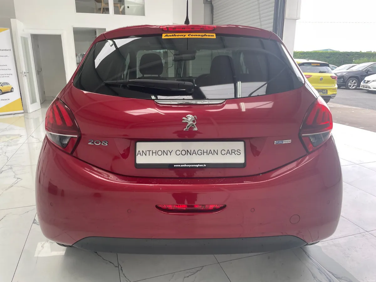 2017 Peugeot 208 - Image 5