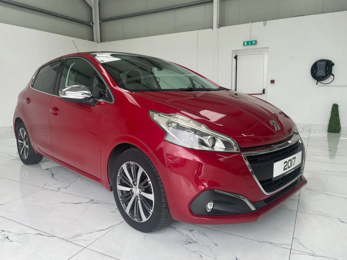 2017 Peugeot 208 - Image 1