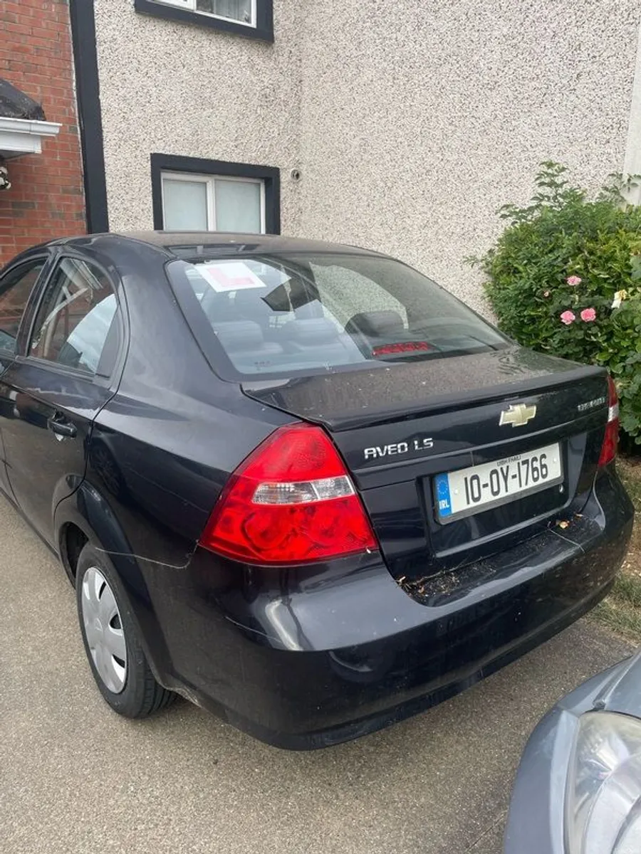 2010 Chevrolet Aveo - Image 2
