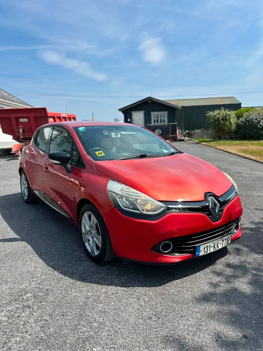 2013 Renault clio 1.2 petrol - Image 4