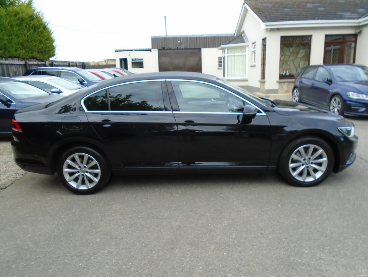 Volkswagen Passat 2020,2lt 150 6sp/camera/sat nav - Image 2