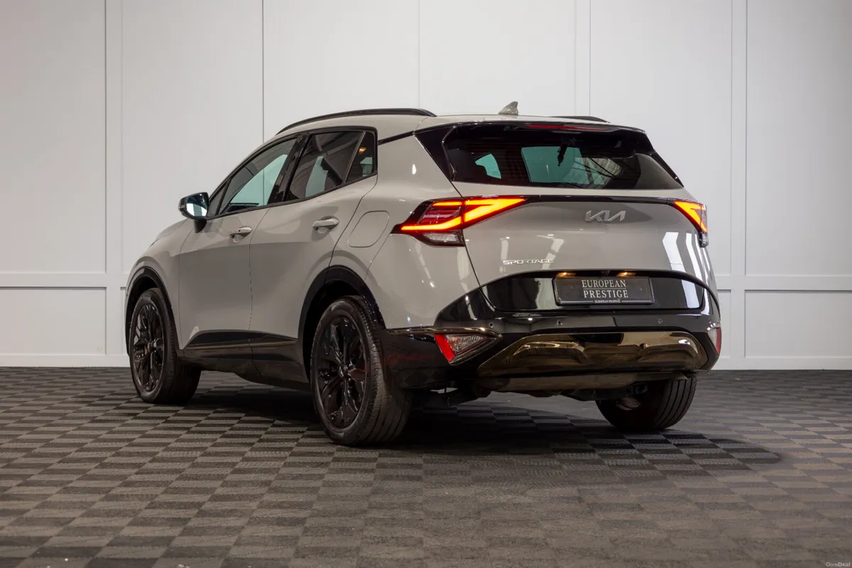 242 Kia Sportage PHEV - Image 4