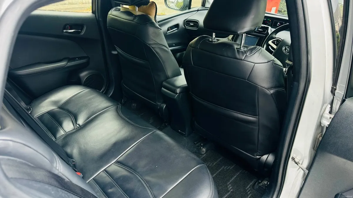 Toyota Prius 2016 - Image 4