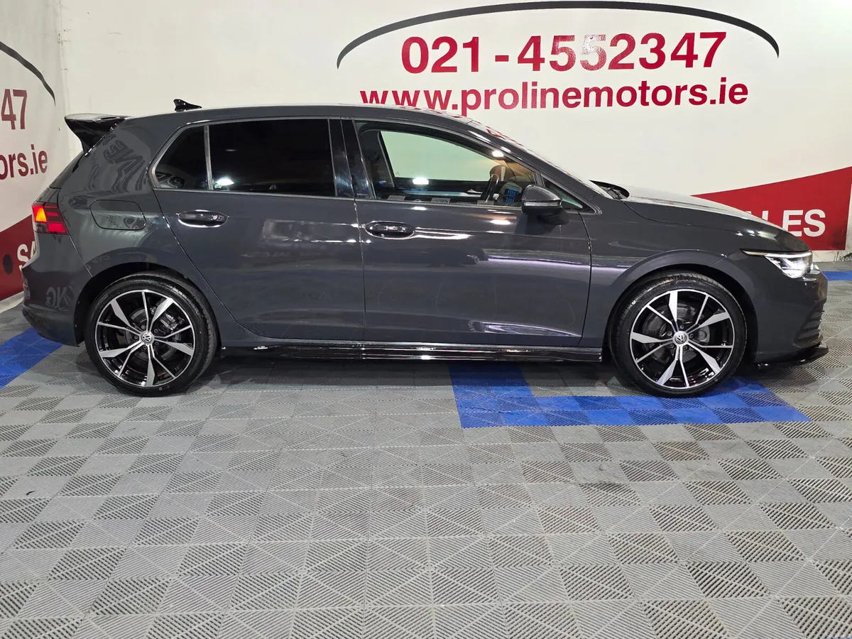 VW GOLF 2.0 TDI DSG WINTER PACK FULLY KITTED - Image 5