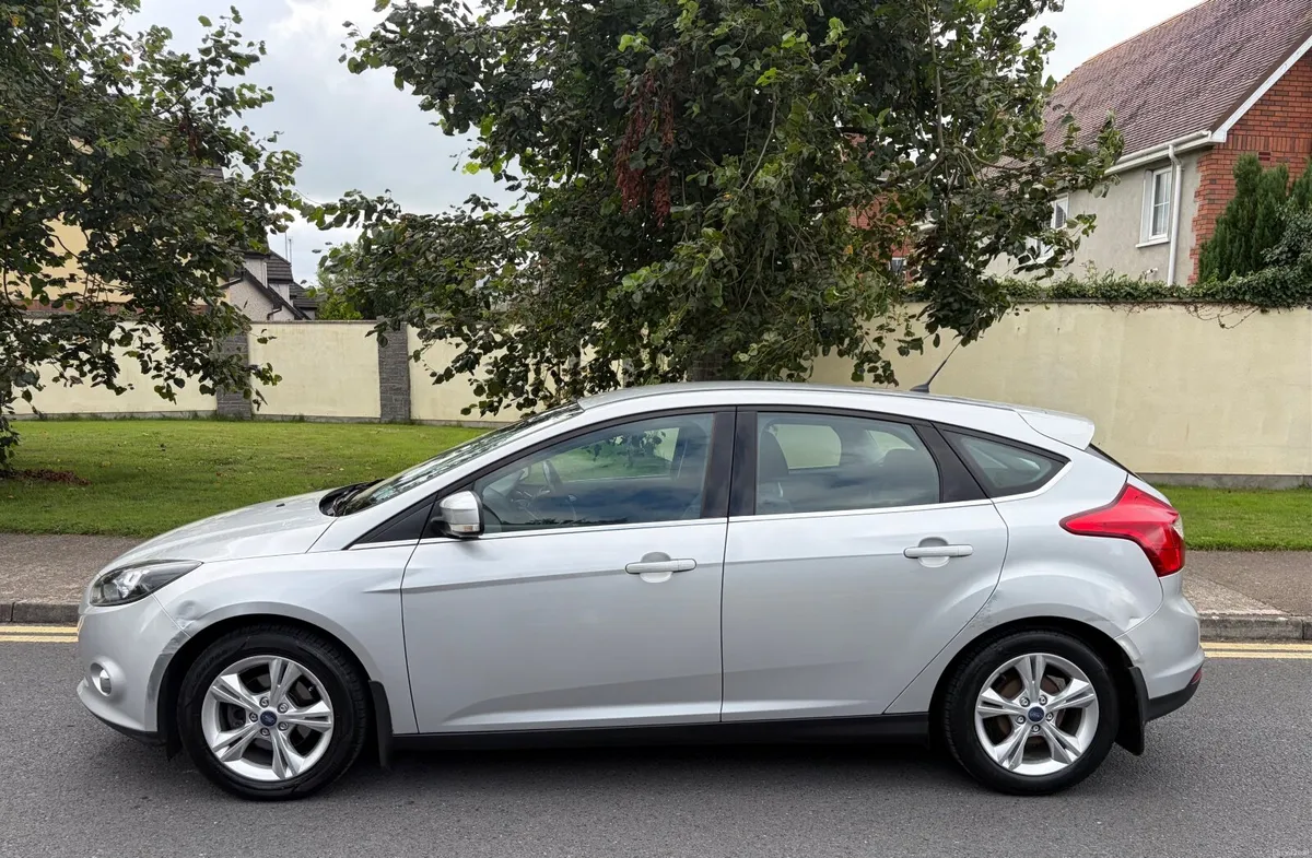 Ford Focus 1.6Tdci Zetec 2013 - Image 4