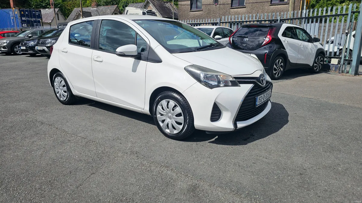 Toyota Yaris 2015  Luna AUTOMATIC - Image 2