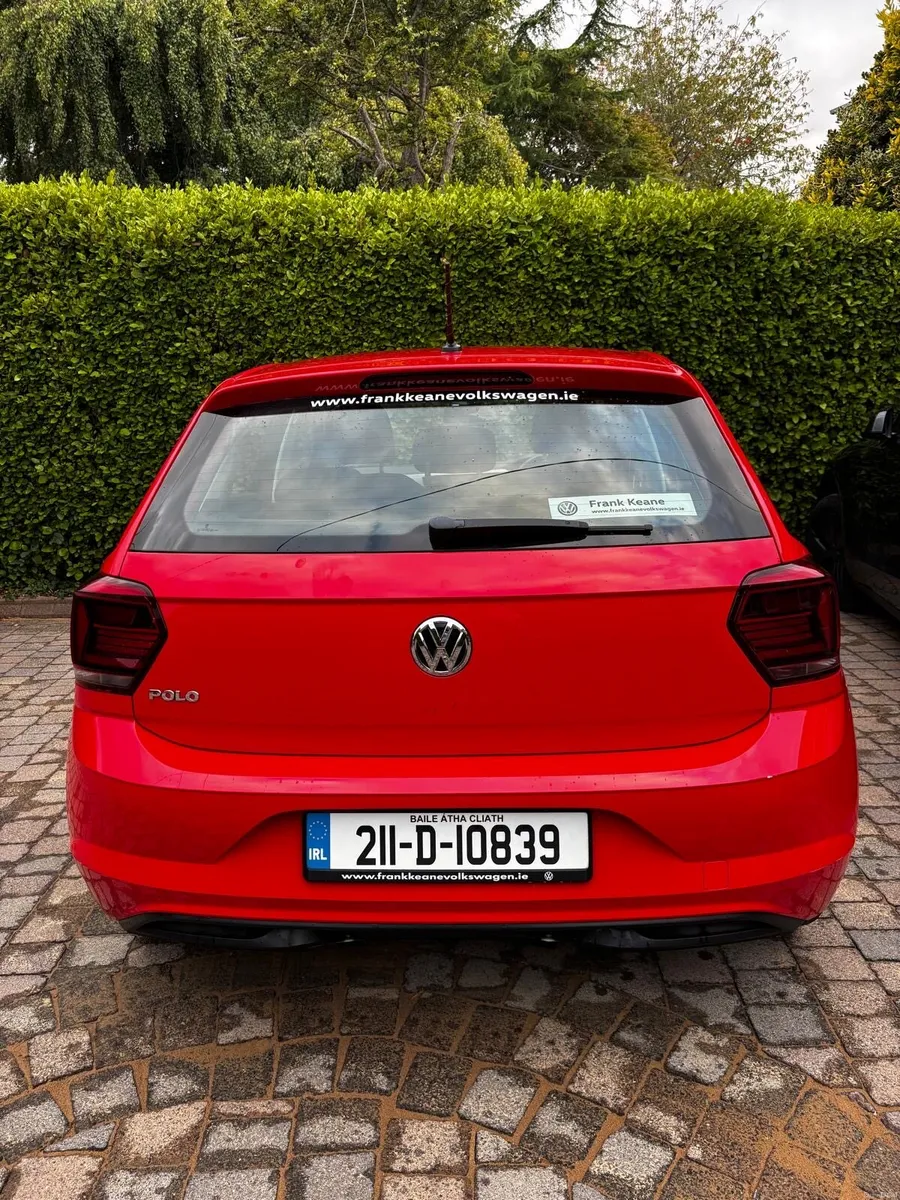 Car - Image 4