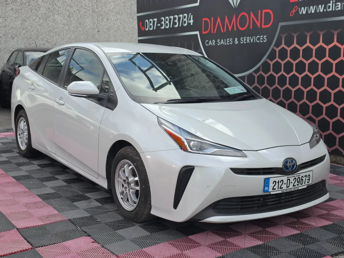 Toyota Prius 2021 - Image 1