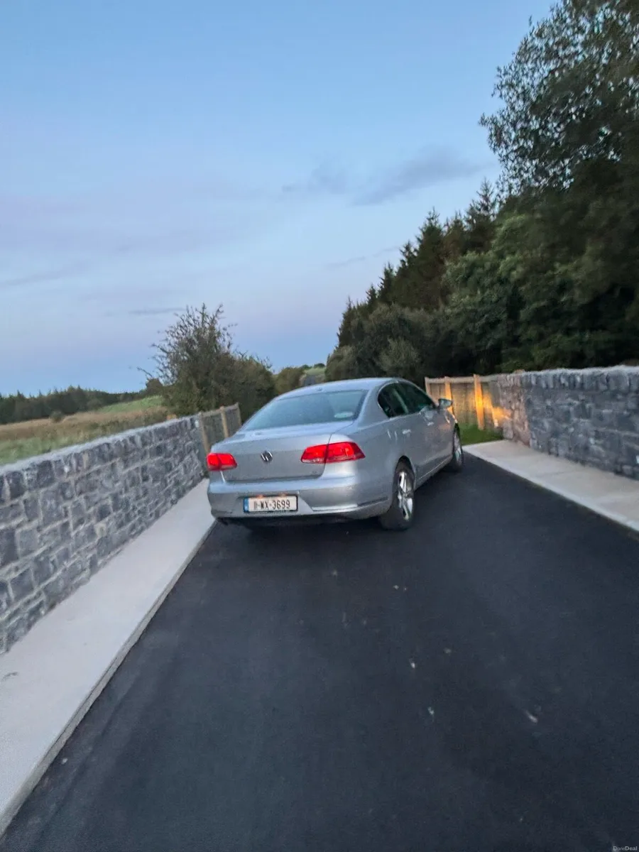 2011 VW Passat nct 07/27 - Image 2