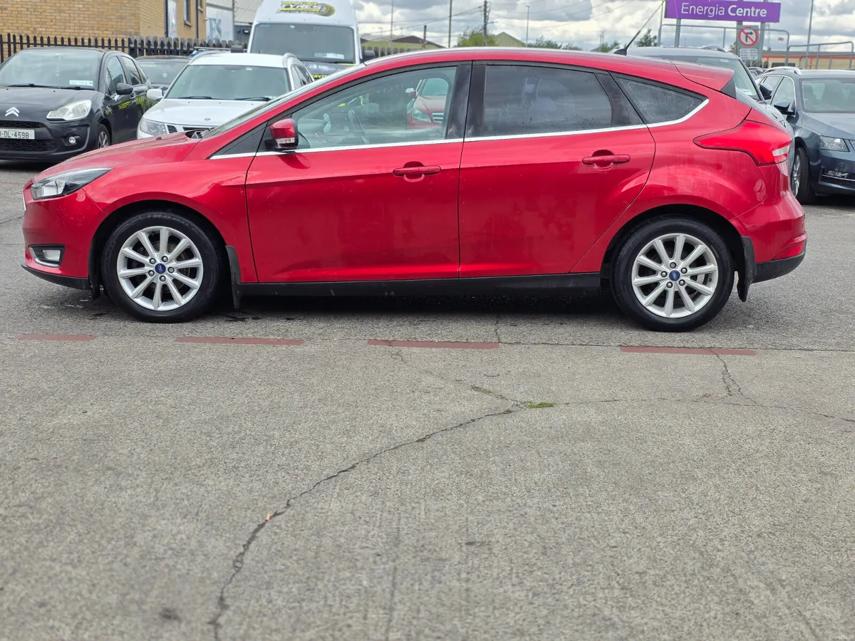 Ford Focus 1.5 TDCi Titanium - Image 6