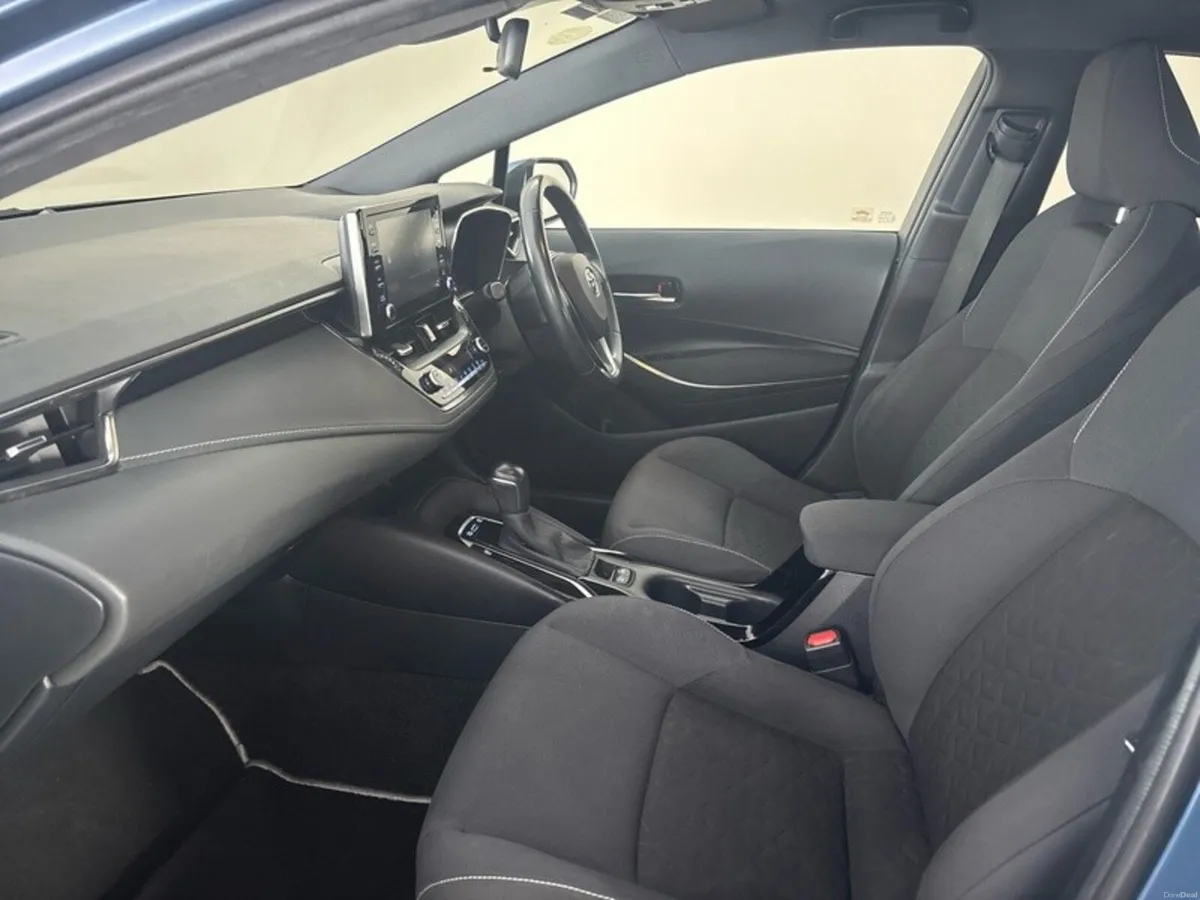 Toyota Corolla COROLLA HYBRID LUNA H/B - Image 6