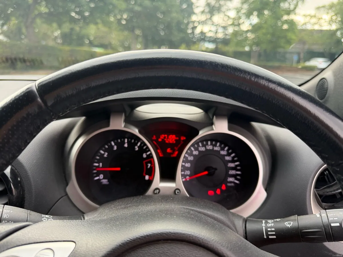 2014 Nissan Juke N-Tec 1.6 Petrol – Manual - Image 6