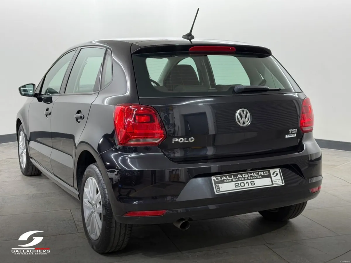 Volkswagen Polo COMFORTLINE 1.2 PETROL AUTOMATIC O - Image 6