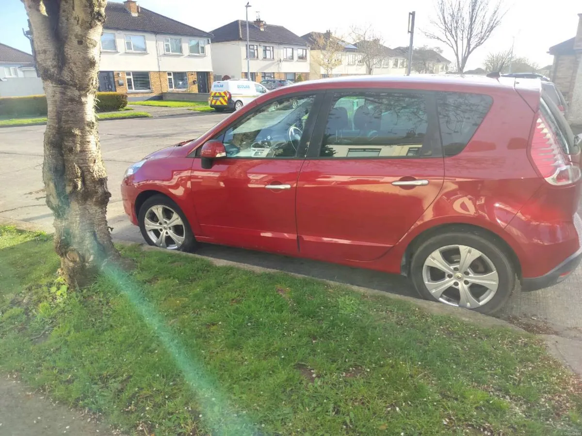 2012 Renault Scenic - Image 4