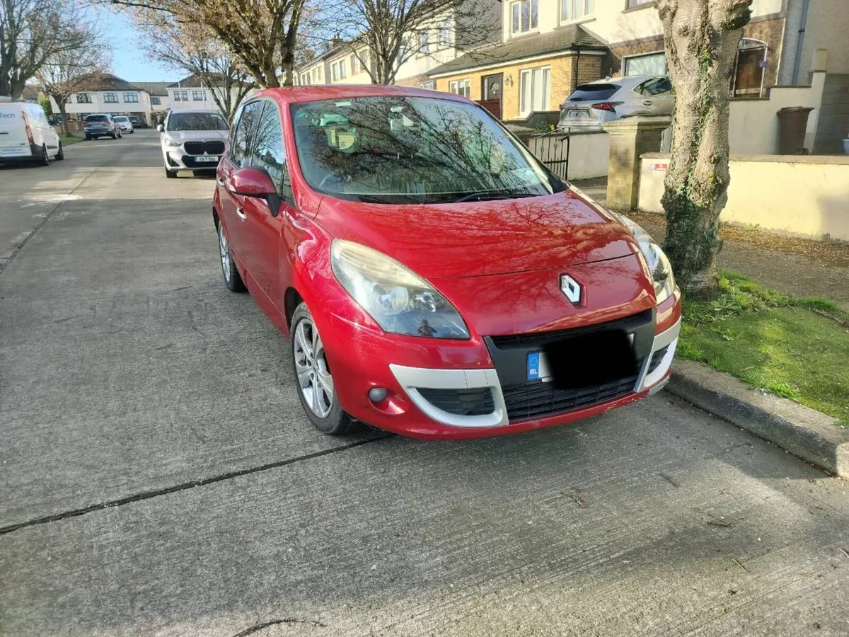 2012 Renault Scenic - Image 2
