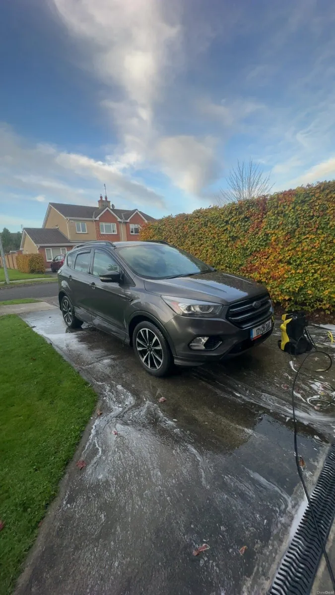 FORD KUGA ST LINE - Image 1