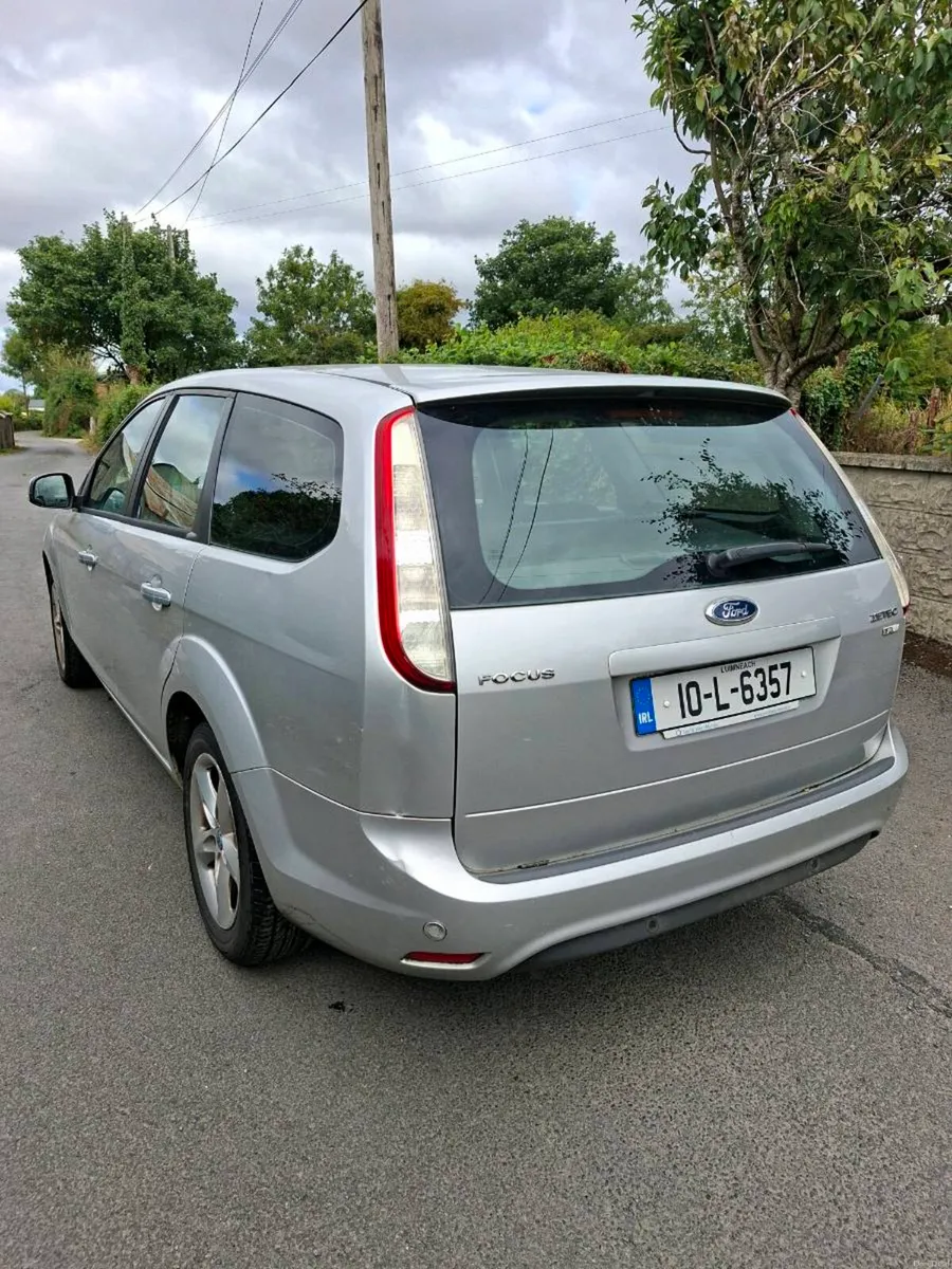 FORD FOCUS 2010 ESTATE 1 OWNER - Image 3