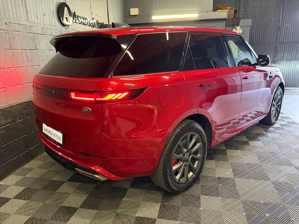 231 Range Rover Sport 3.0 PHEV Dynamic SE - Image 3