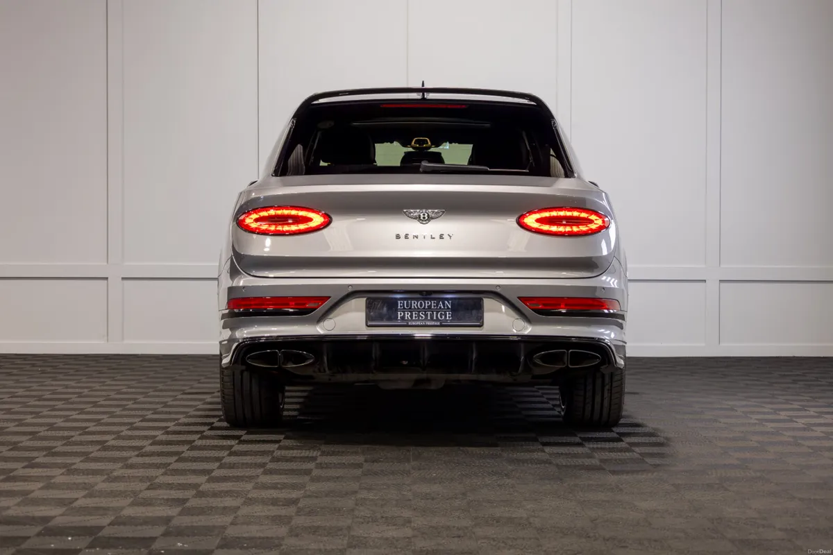 222 Bentley Bentayga 3.0 V6 Hybrid - Image 5