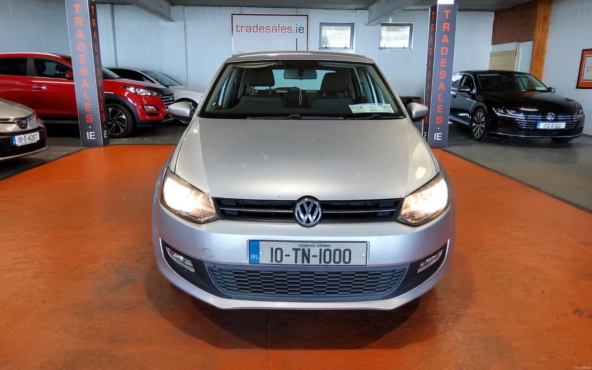Volkswagen Polo 2010 - Image 2