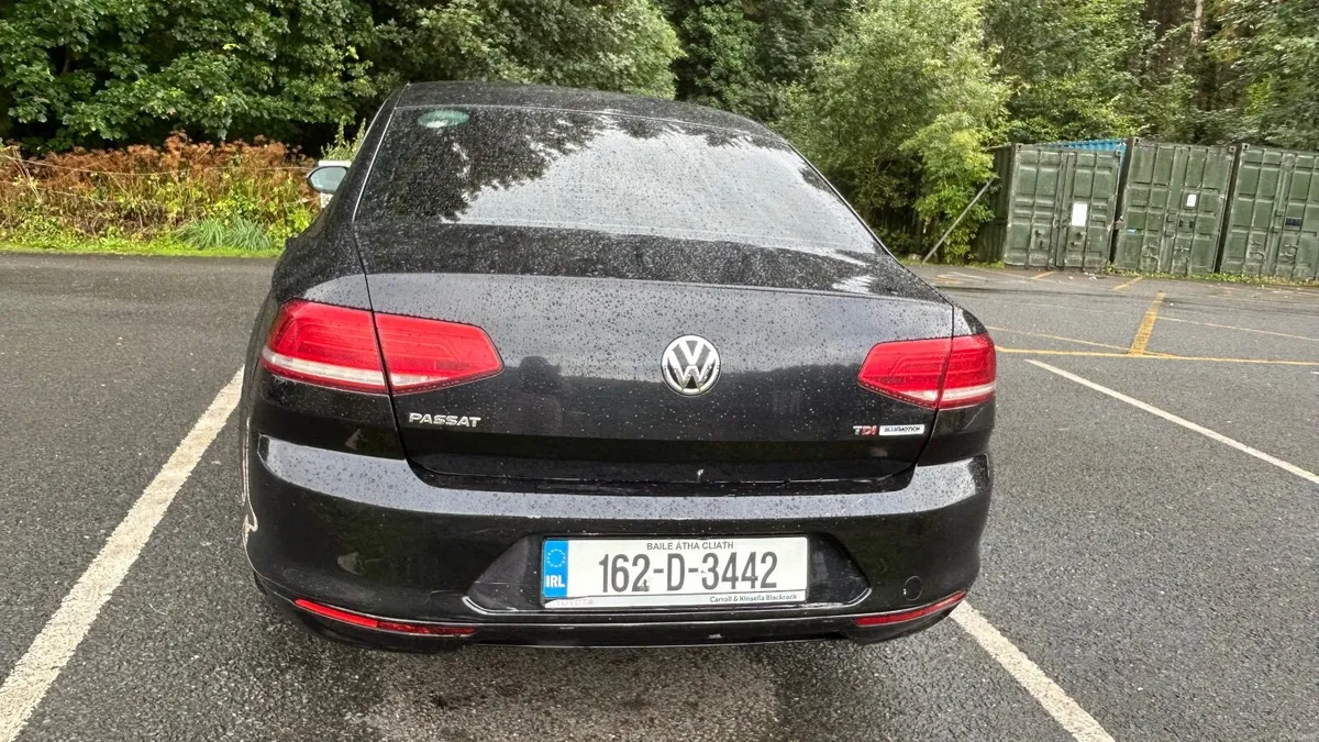 Volkswagen Passat 2016 - Image 6