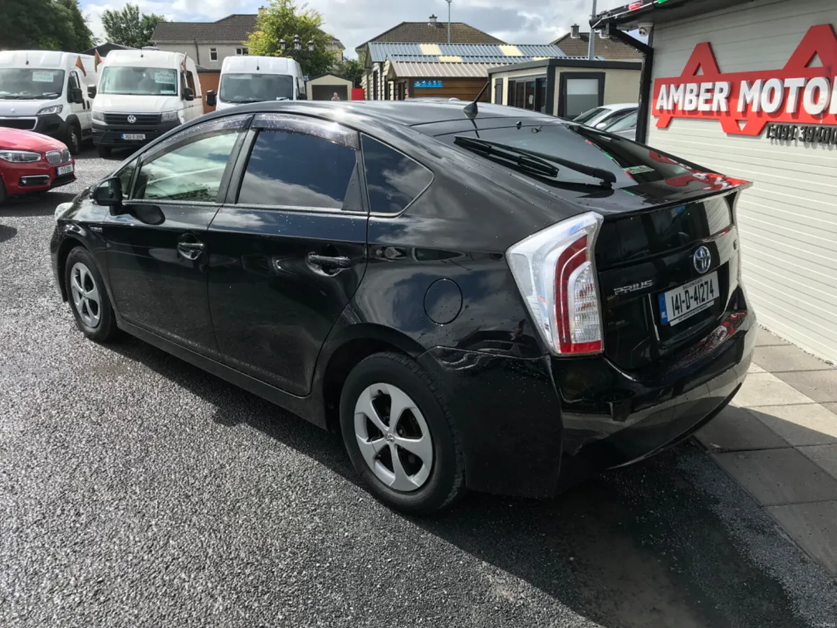 2014 Toyota Prius Hybrid Automatic - Image 5