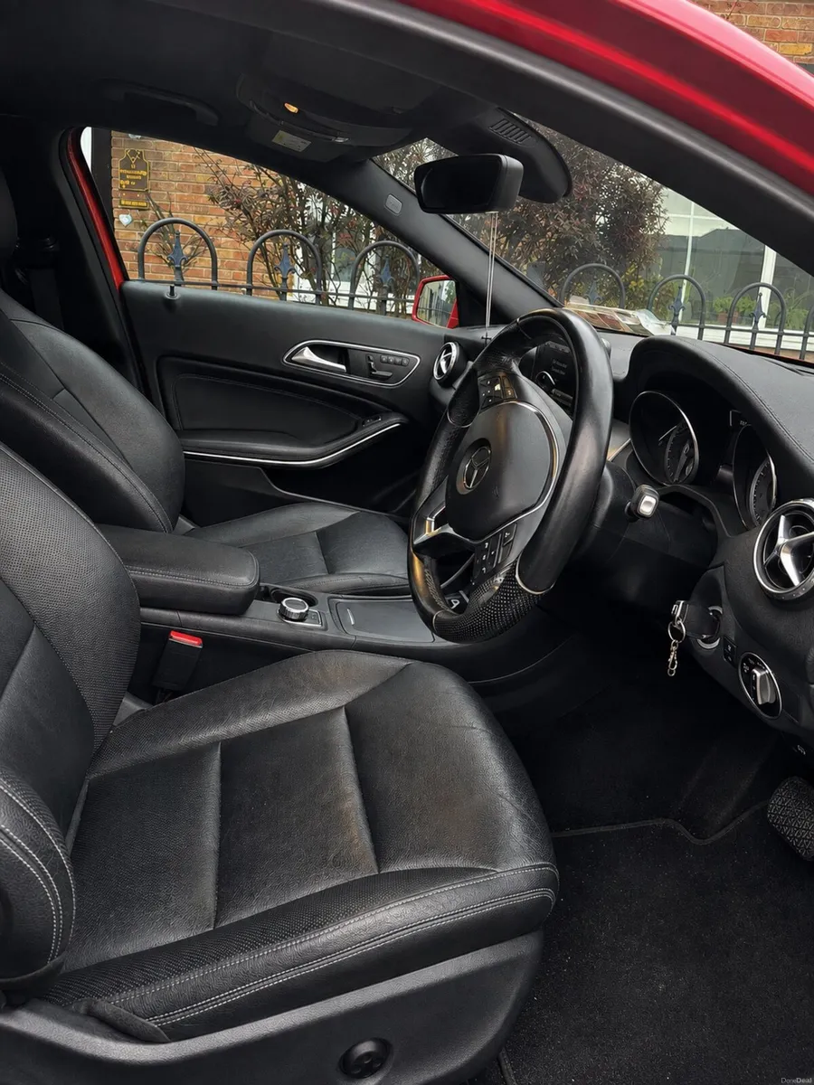 Mercedes-Benz GLA 2016 - Image 2