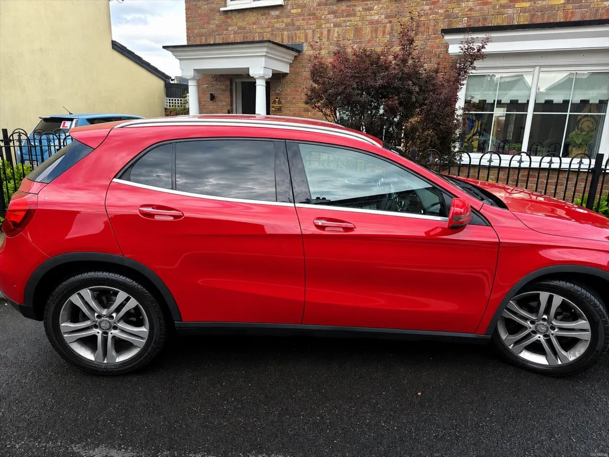 Mercedes-Benz GLA 2016 - Image 6