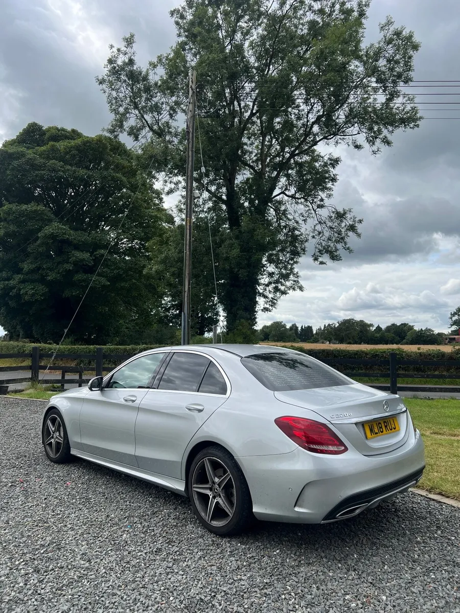 Mercedes-Benz C-Class 2018 - Image 4