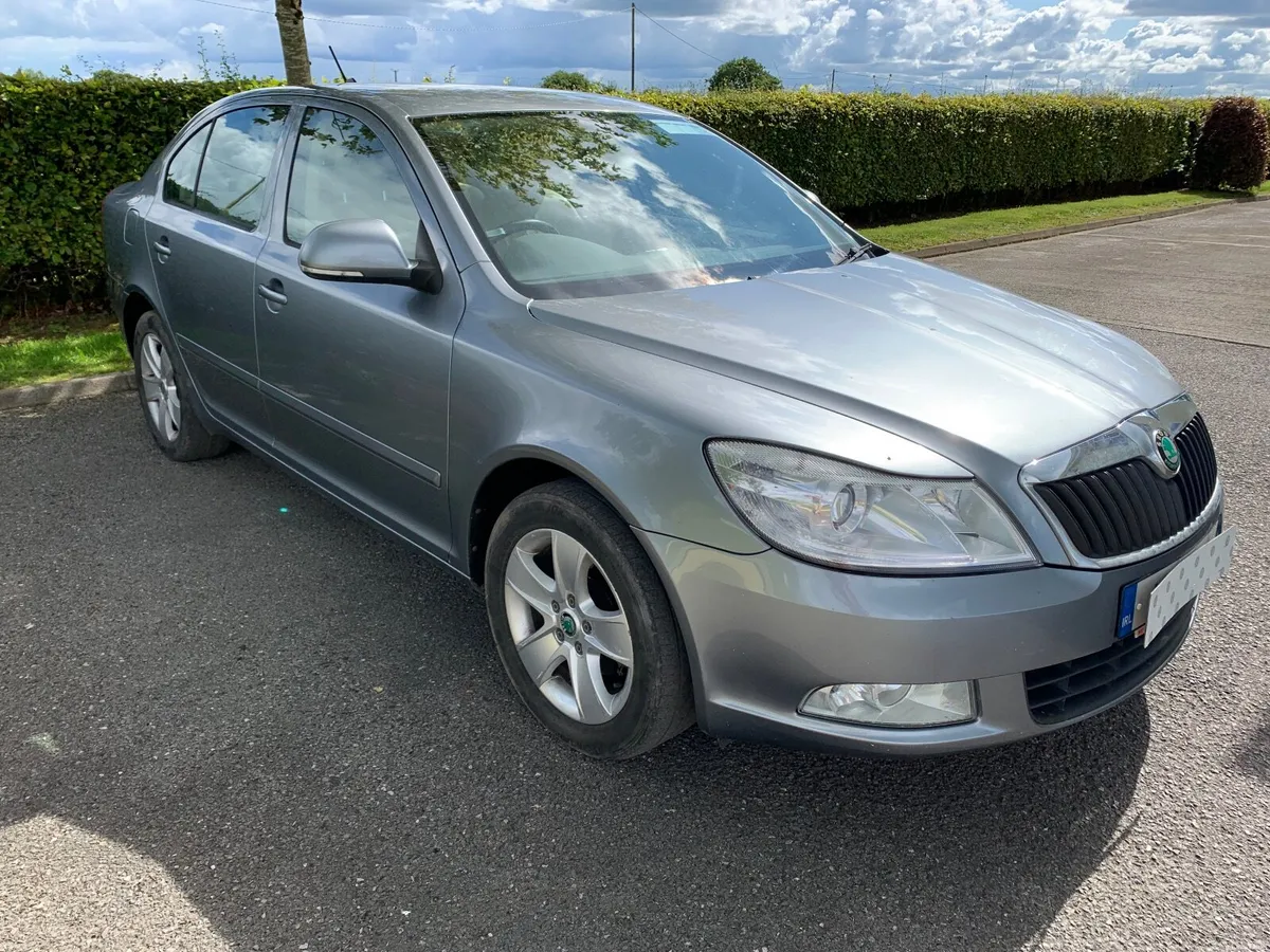 Skoda Octavia 2013 1.6TDI NCT to May 27 215000km - Image 1