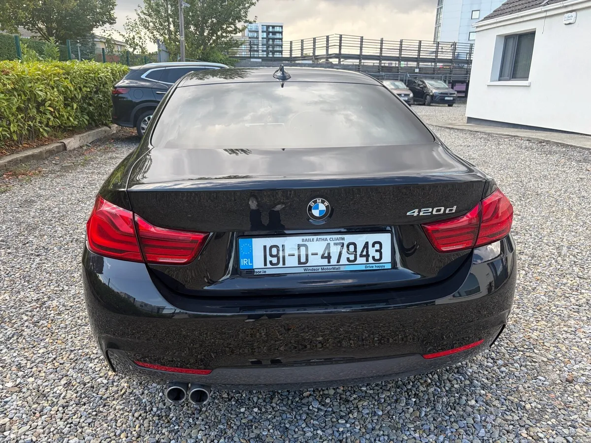 Car - Image 4