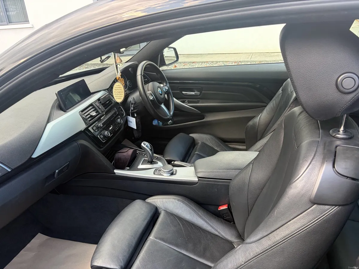 Car - Image 5