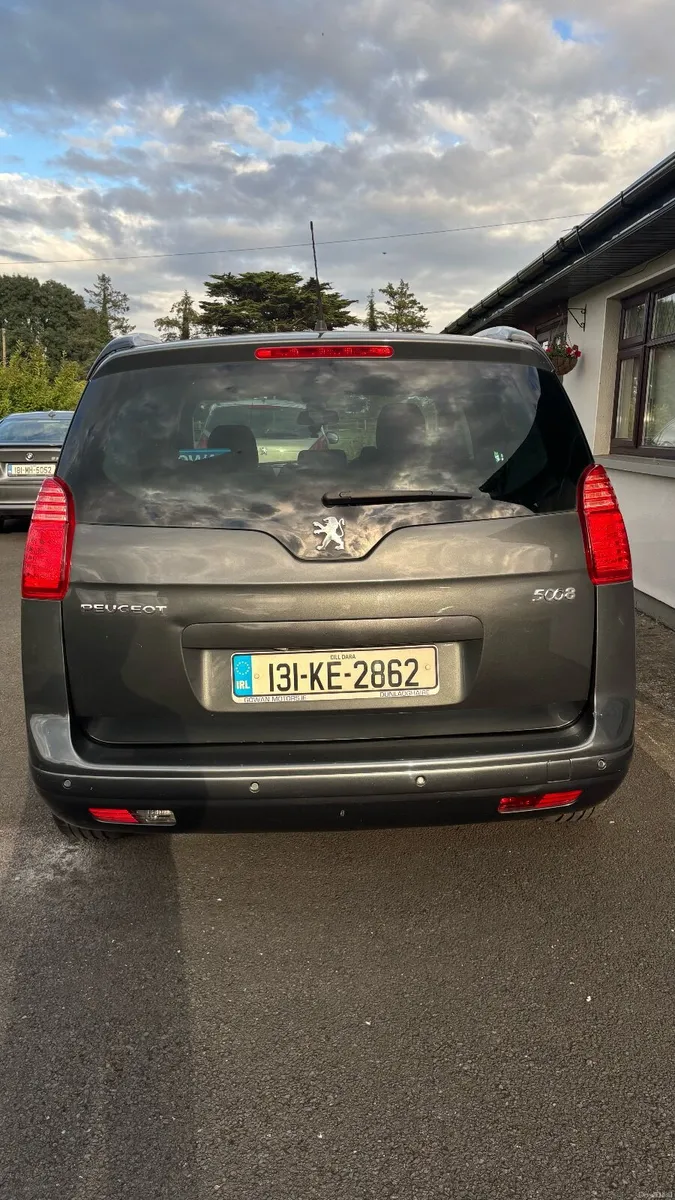 Peugeot 5008 2013 - Image 5