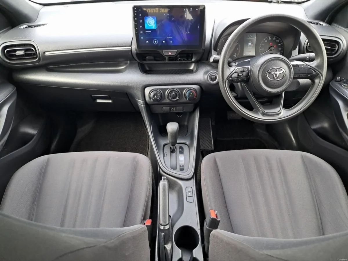 Toyota Yaris X AUTO - Image 3