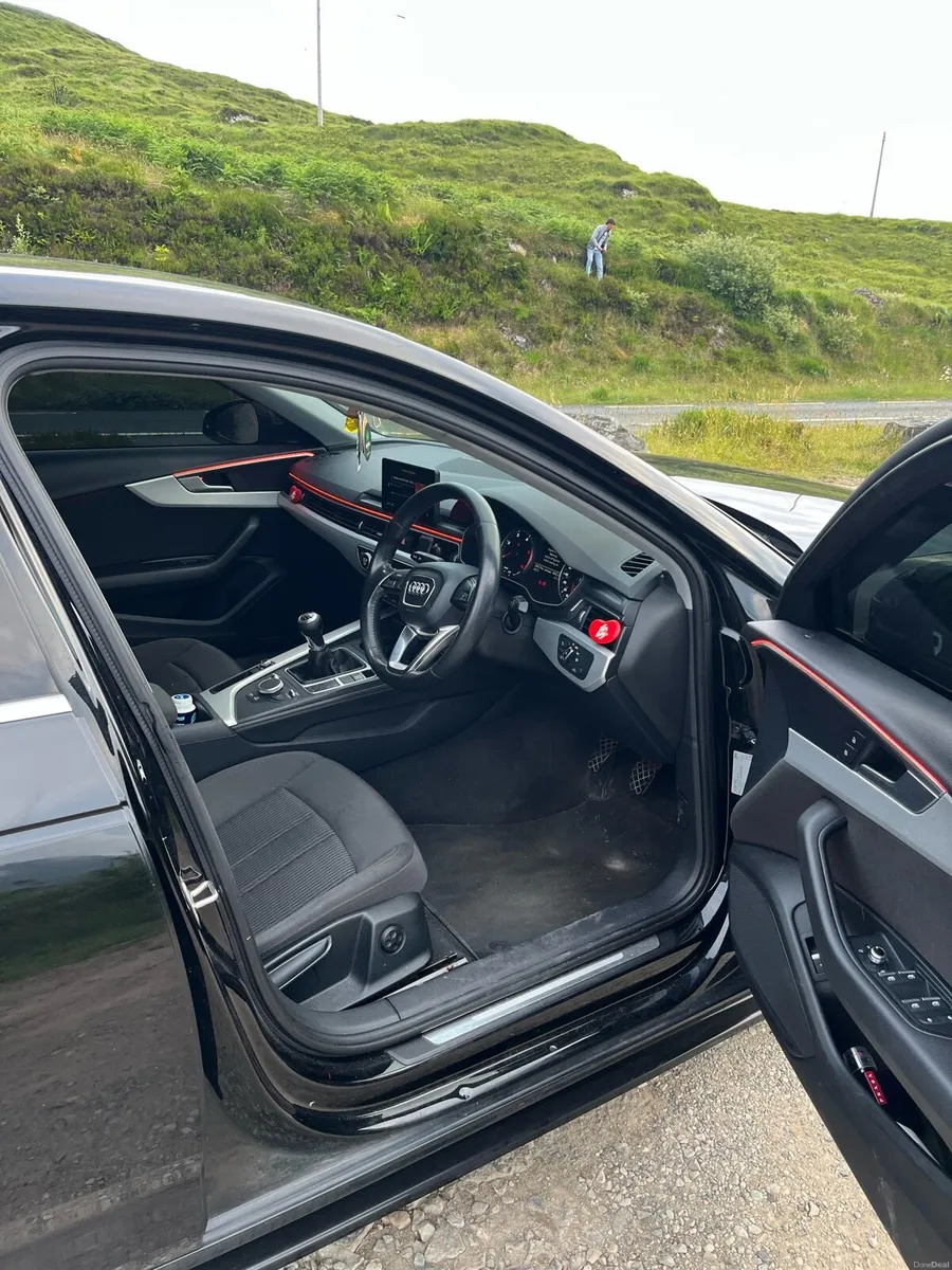 2017 ultra 2.0 Audi a4 - Image 3