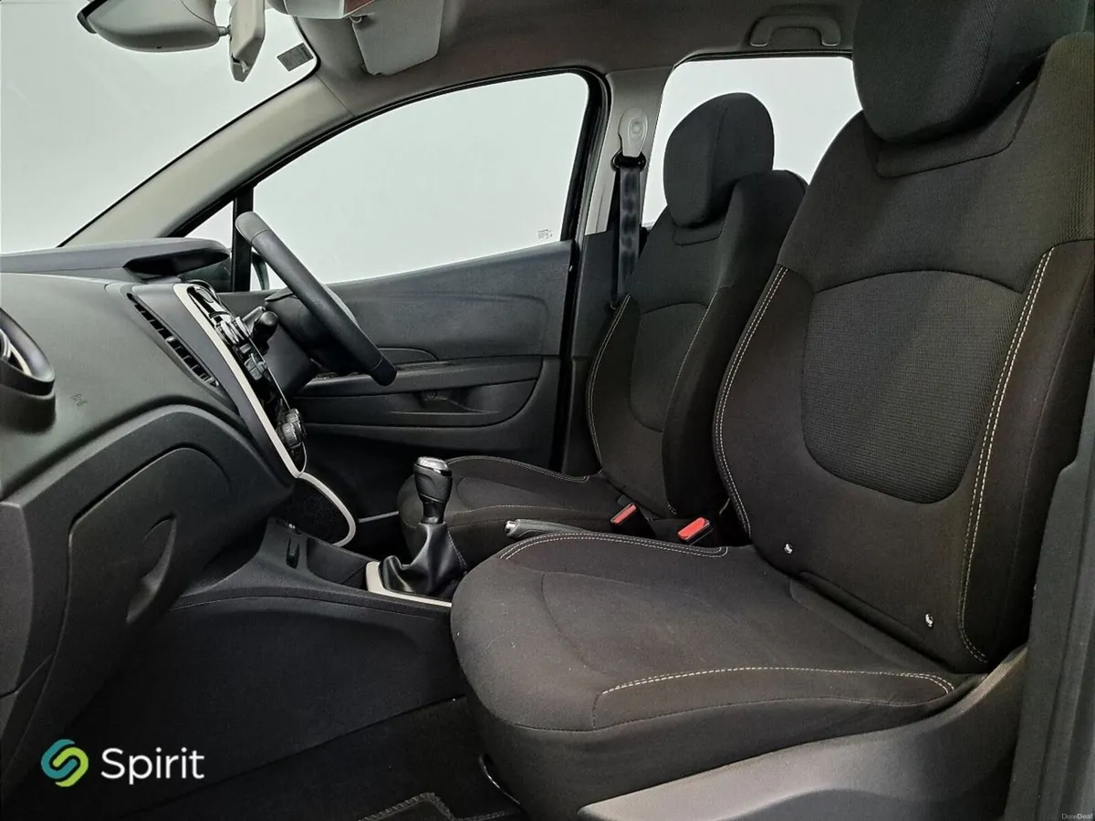 Renault Captur Tce 90 EXPRESSION+ Call Steven on 0 - Image 3