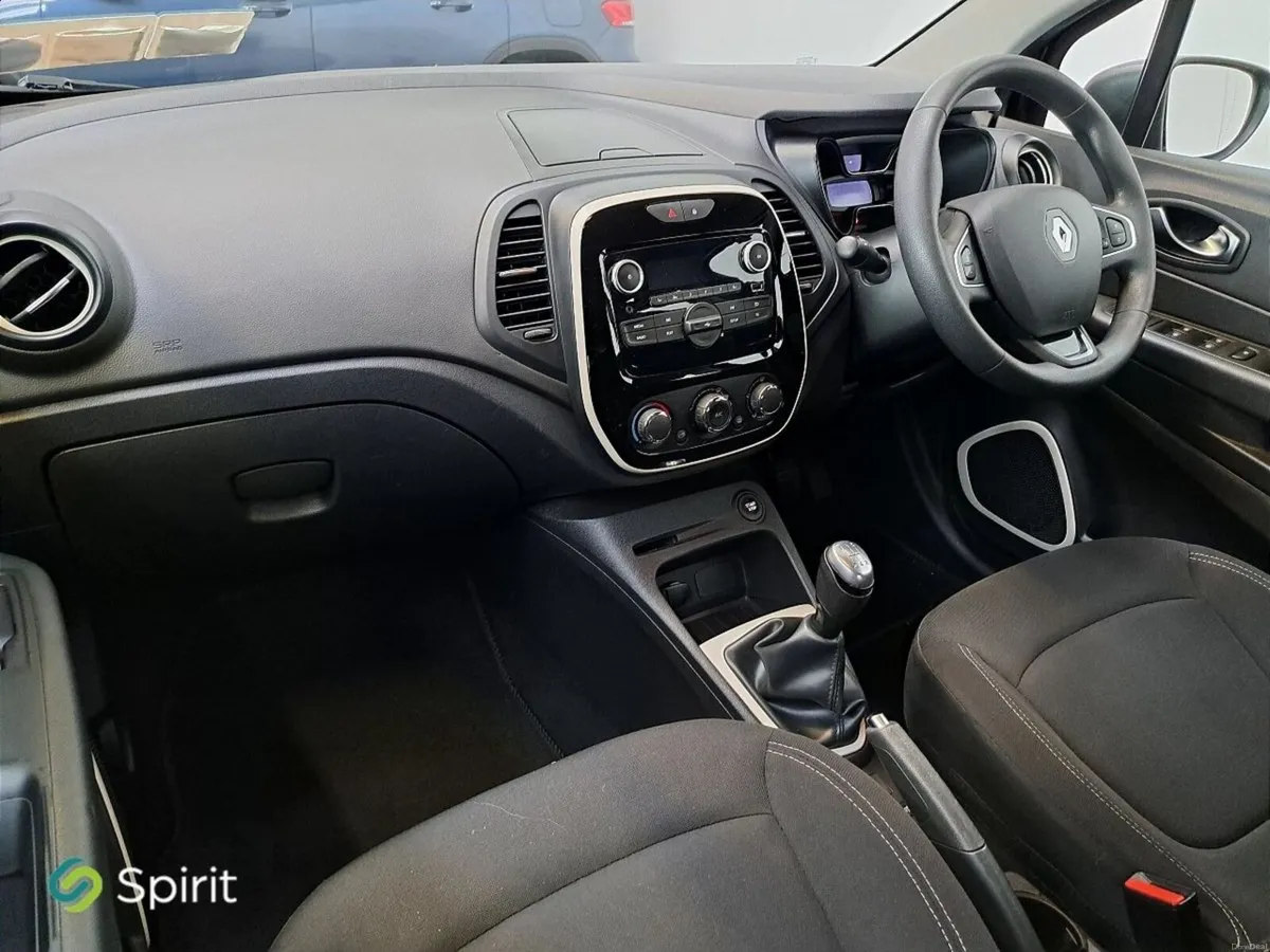 Renault Captur Tce 90 EXPRESSION+ Call Steven on 0 - Image 4