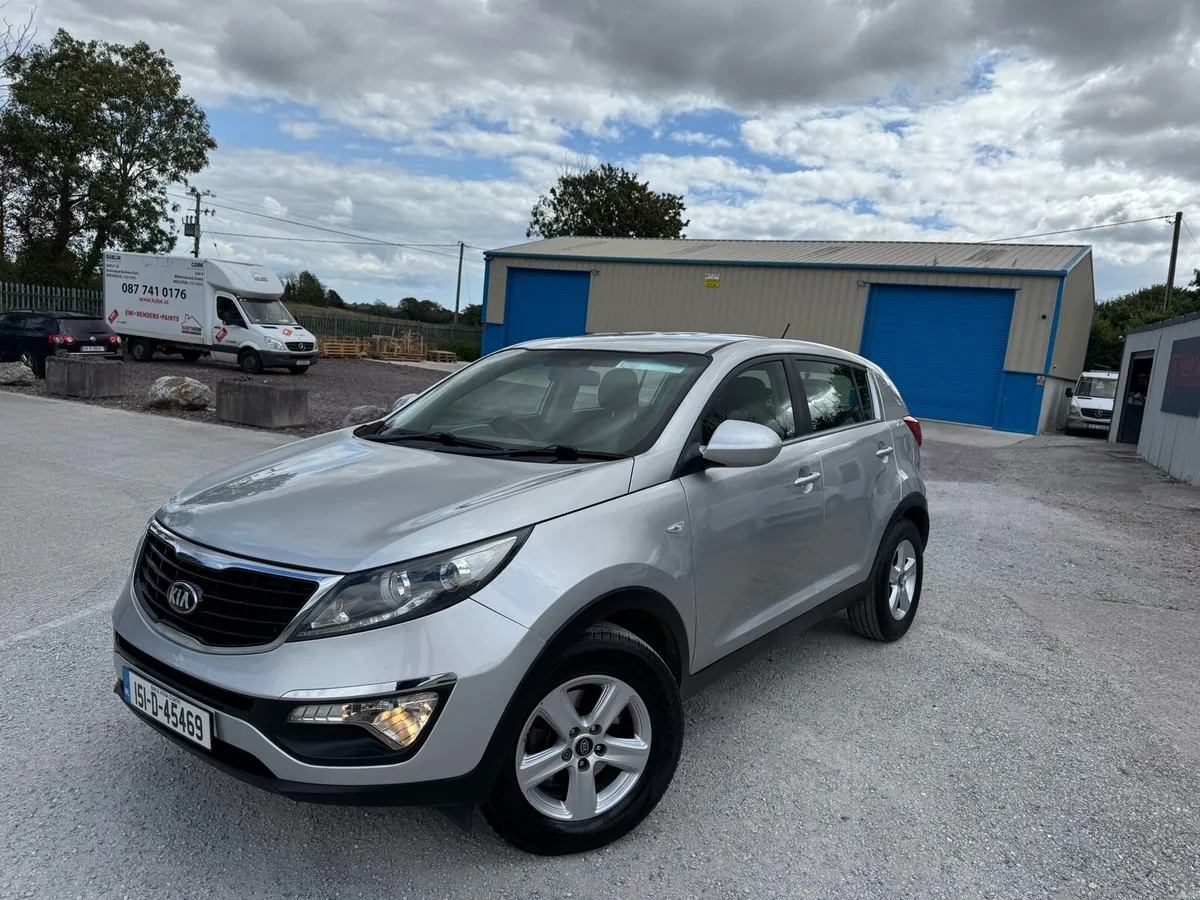 15 Kia Sportage Low mls Fresh Nct/Long Tax - Image 3