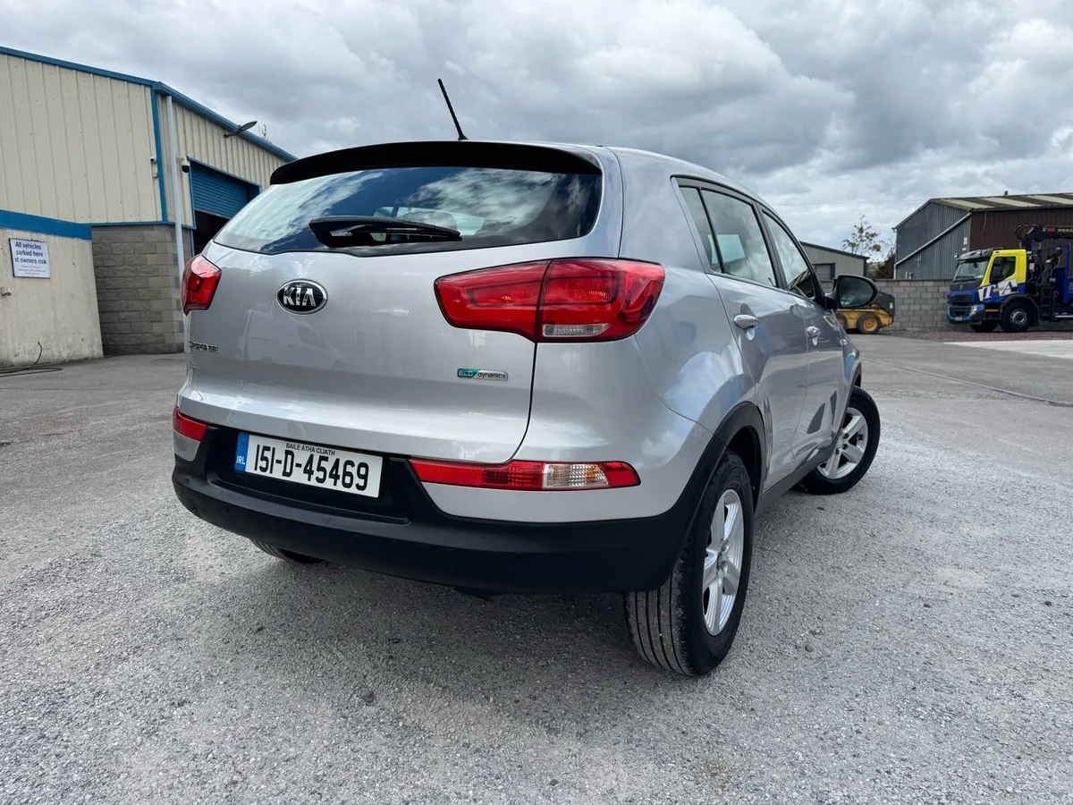15 Kia Sportage Low mls Fresh Nct/Long Tax - Image 5
