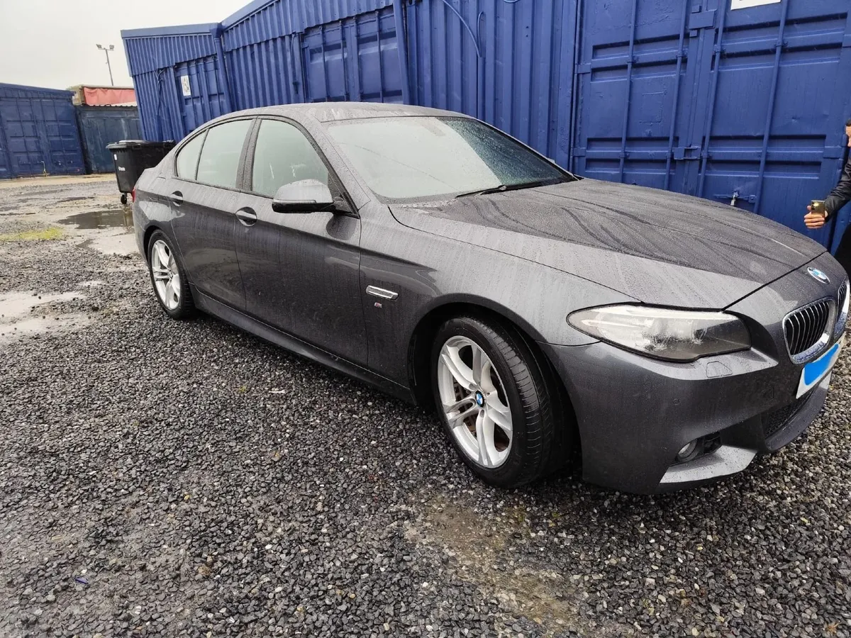 BMW 5-Series 2016 - Image 2