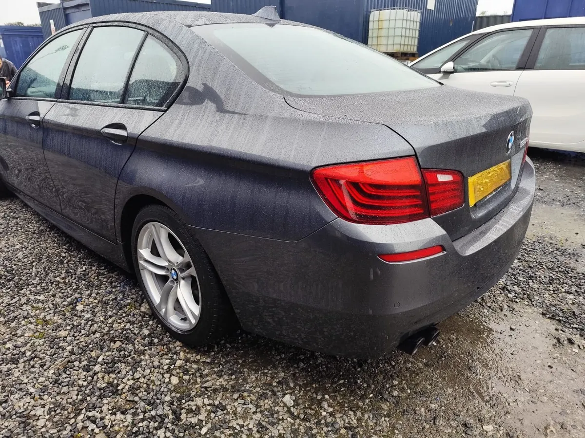 BMW 5-Series 2016 - Image 4