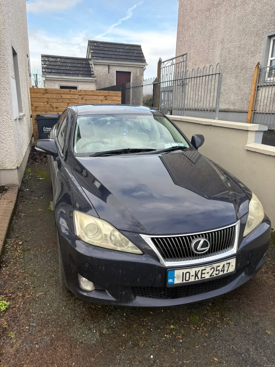 2010 Lexus is220d - Image 1