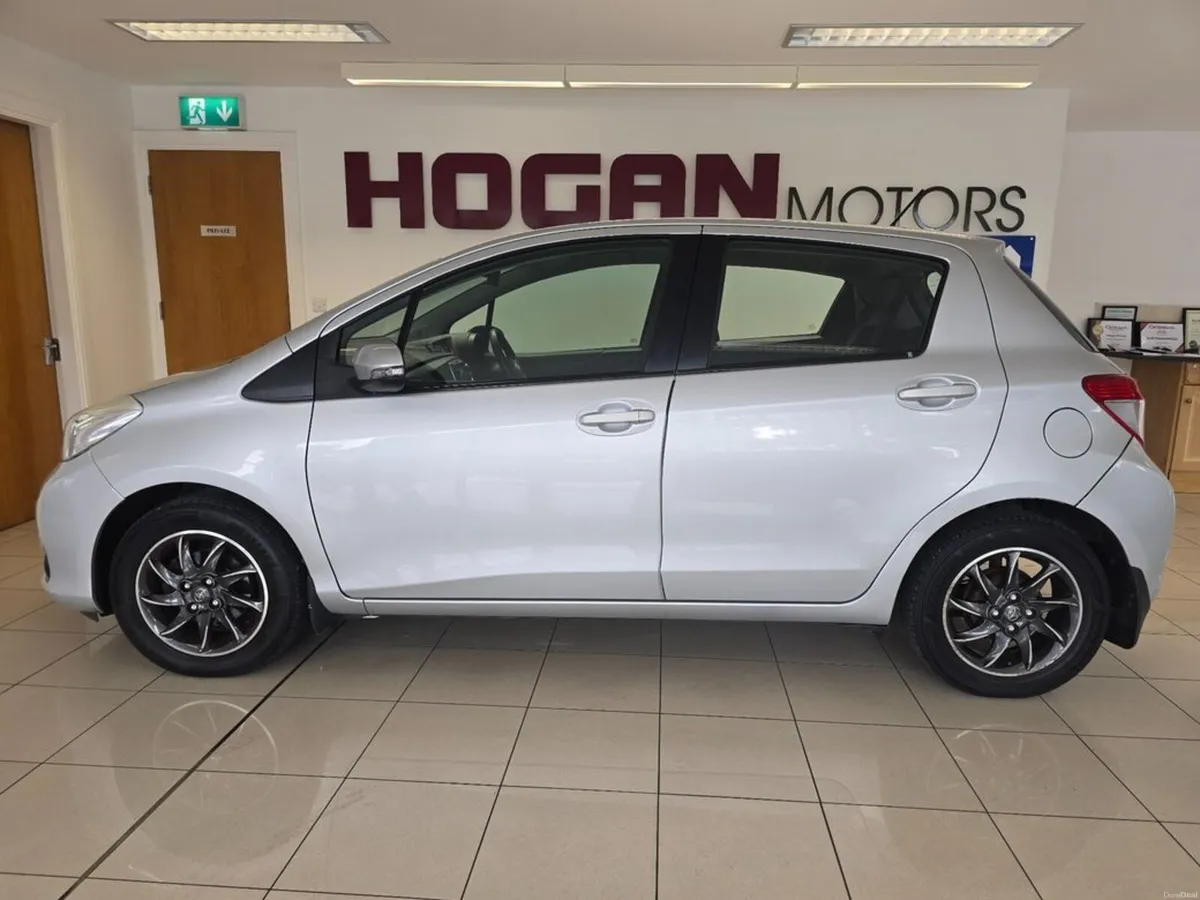 Toyota Yaris 1.0 Sport 5DR - Image 4