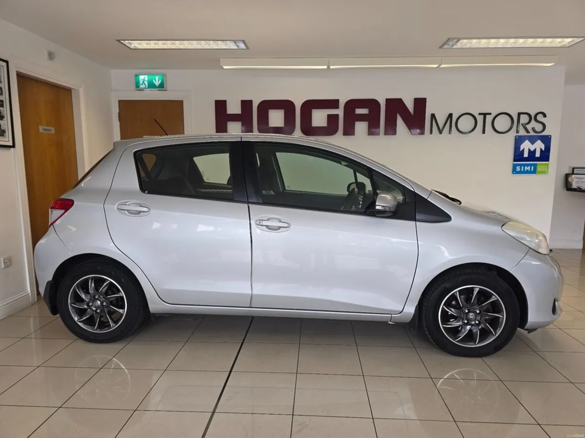 Toyota Yaris 1.0 Sport 5DR - Image 3