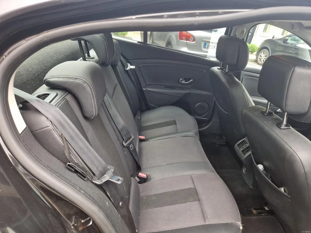 Renault Fluence 2012 - Image 6