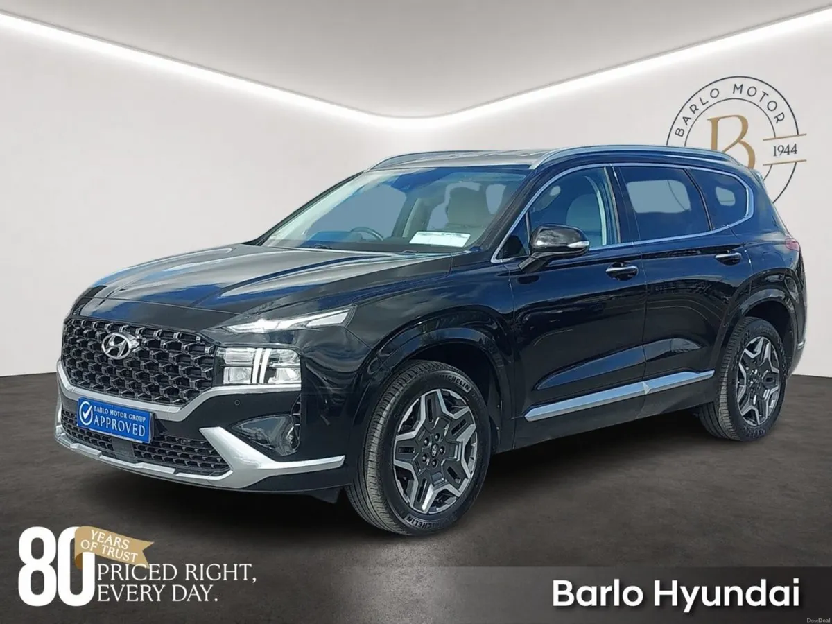 Hyundai Santa Fe 1.6 PHEV 4WD Executive Plus Auto - Image 2