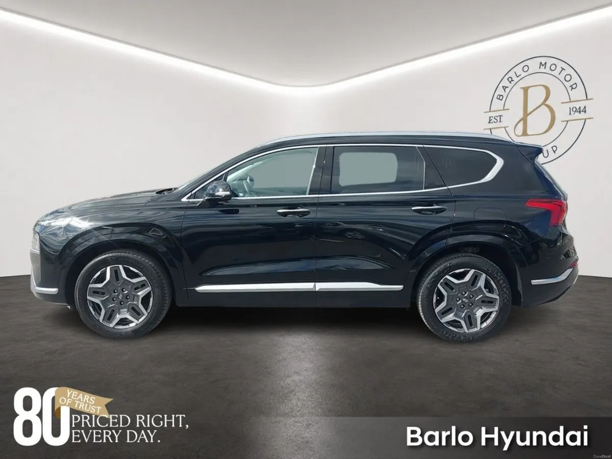 Hyundai Santa Fe 1.6 PHEV 4WD Executive Plus Auto - Image 5