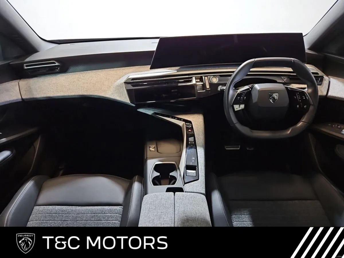 Peugeot 3008 *Low Mileage Hybrid* Allure Model - 3 - Image 2