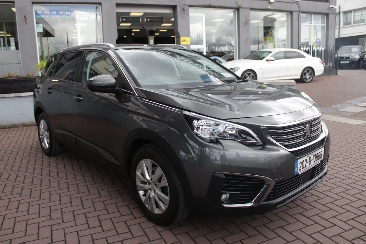 Peugeot 5008 2020 - Image 2
